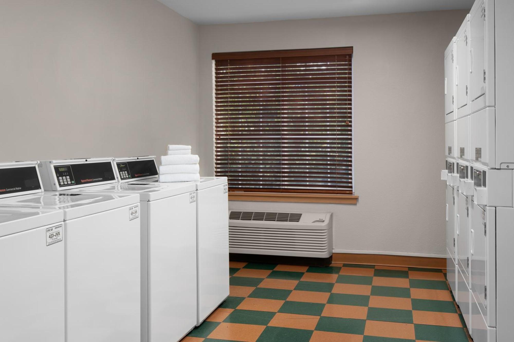 Larkspur Landing Extended Stay Suites Campbell Εξωτερικό φωτογραφία